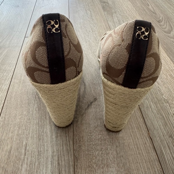 Coach Signature Logo Khaki Wedge Espadrille Size 9 - Picture 3 of 9